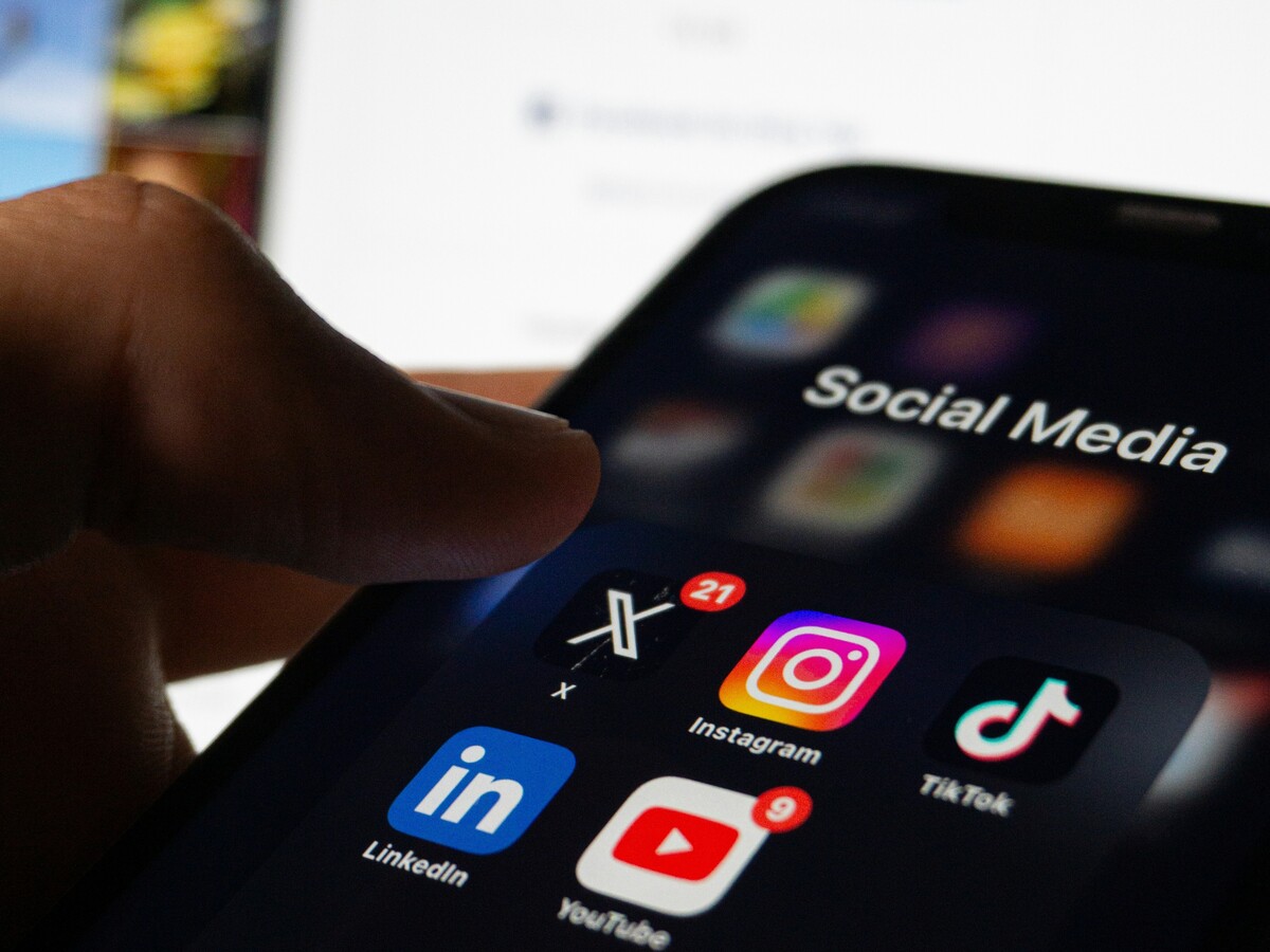 "They Don't Trust Us At All": Belgian Teens on Australia's Social Media Ban